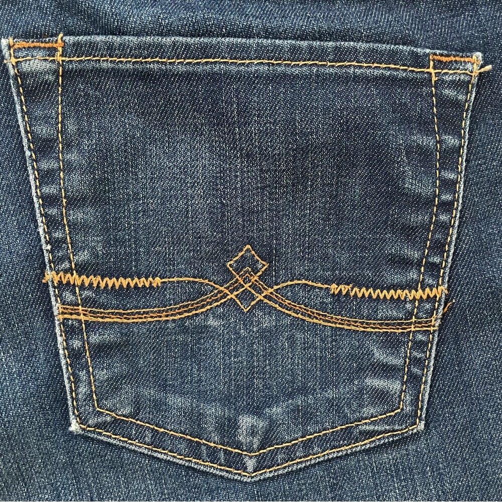 Lucky Brand Women's Sweet Jean Crop, Straight Leg in Blue Denim, Sz 10 / 30 - Picture 12 of 16